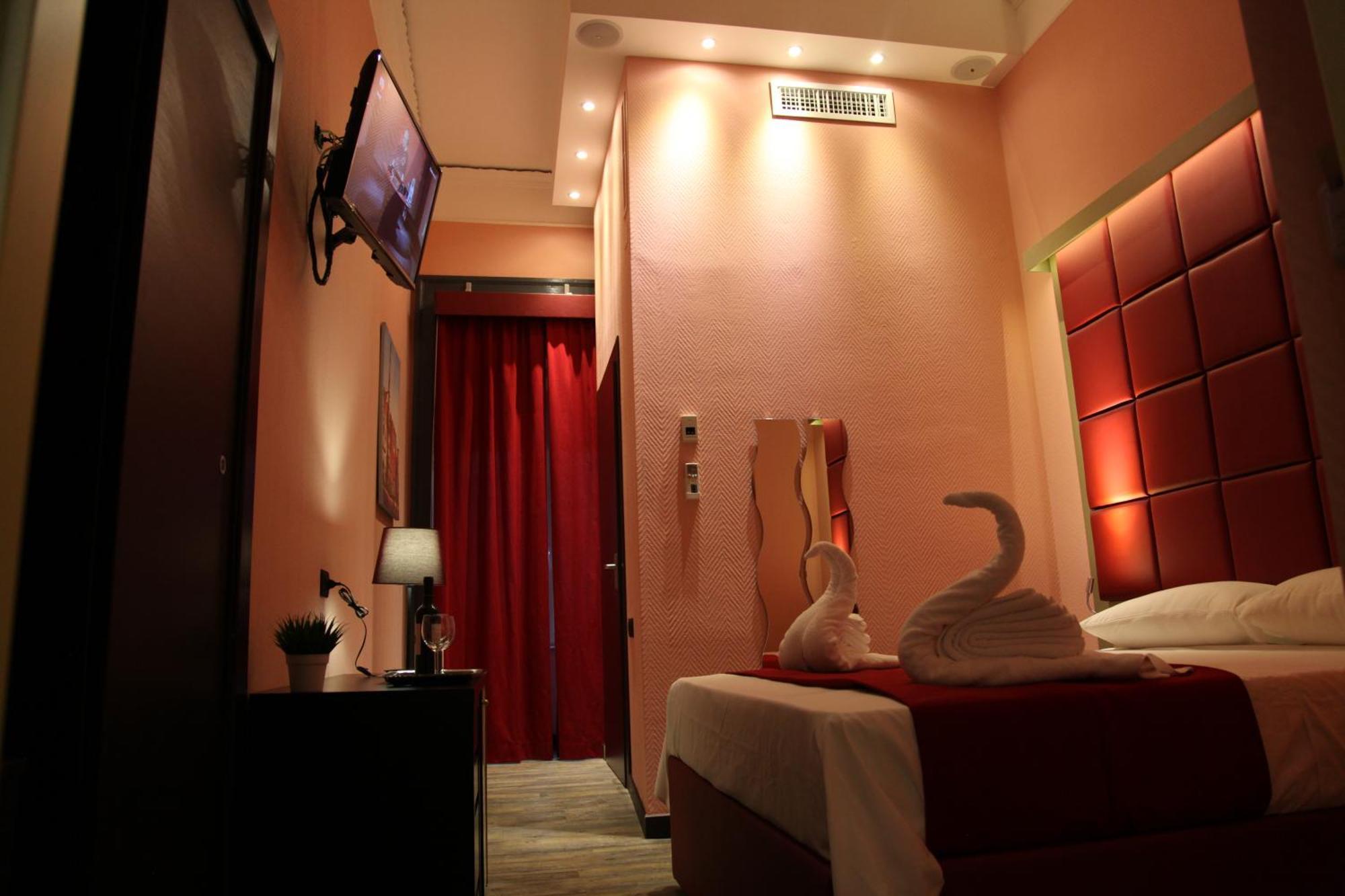 Dolce Vita Rooms Napoli Bagian luar foto