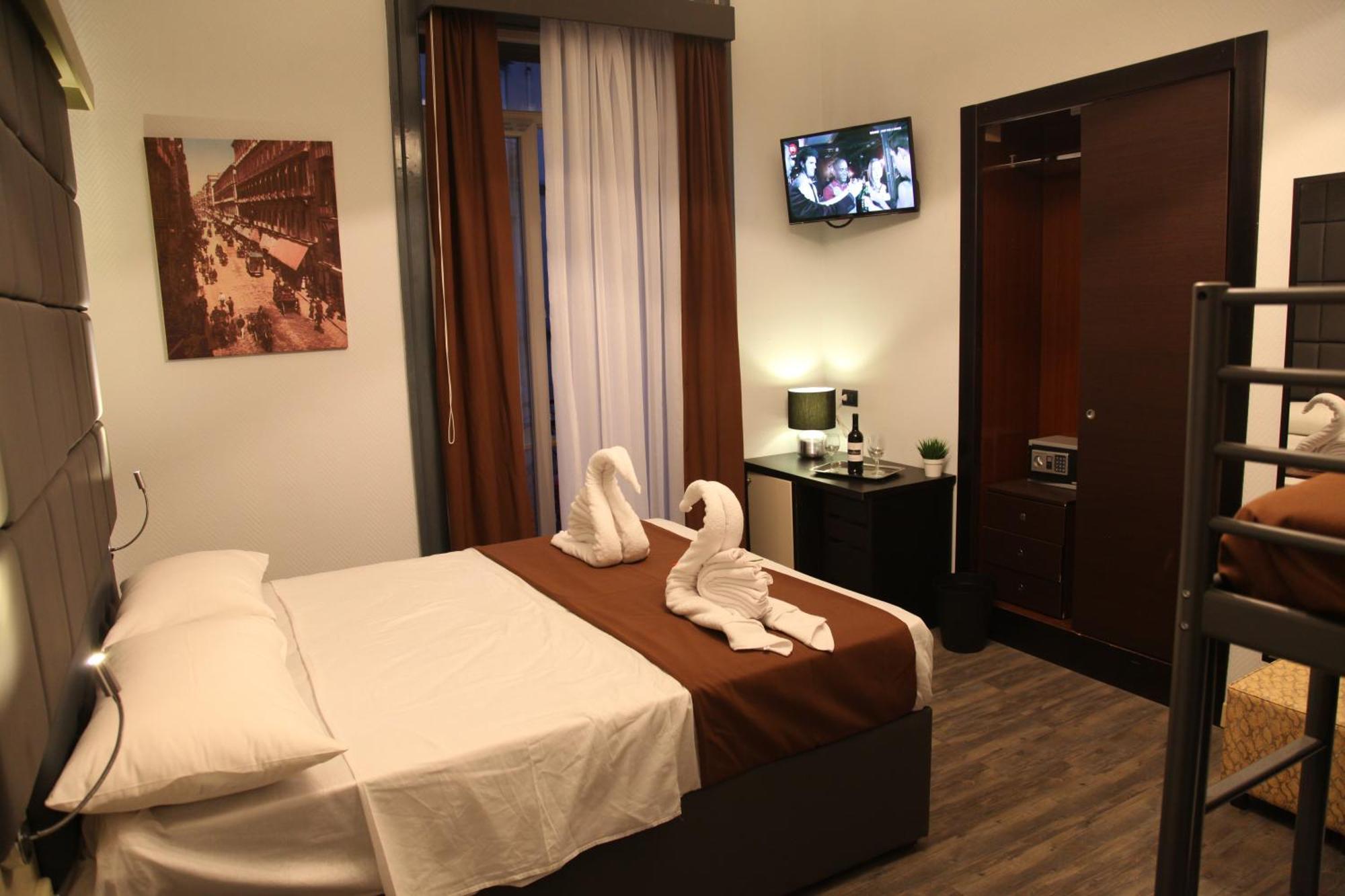 Dolce Vita Rooms Napoli Bagian luar foto