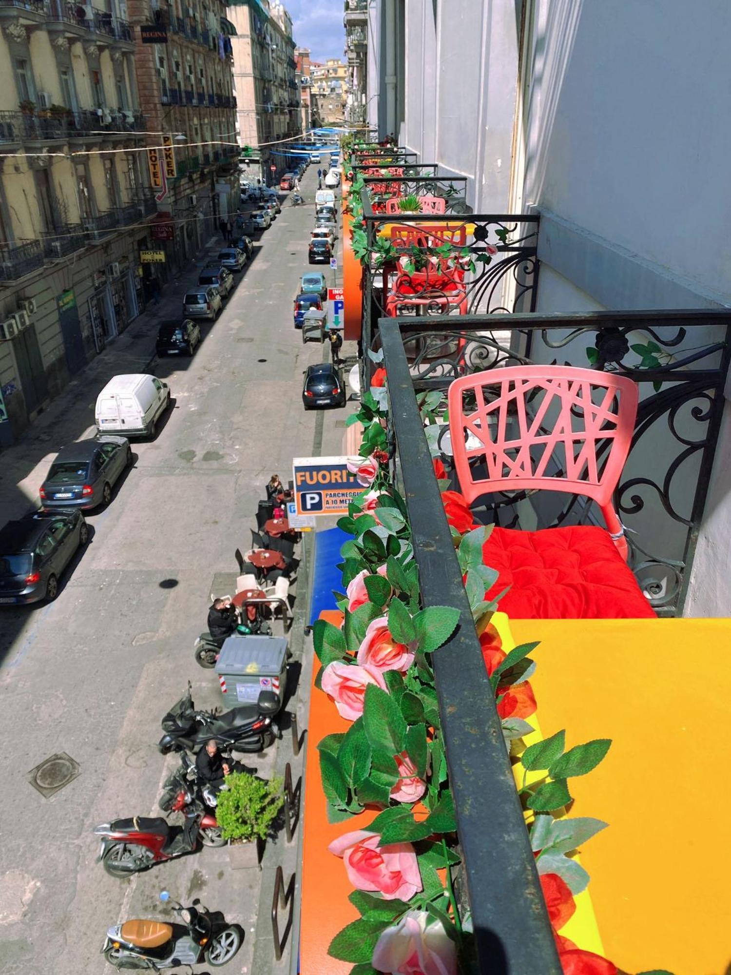 Dolce Vita Rooms Napoli Bagian luar foto