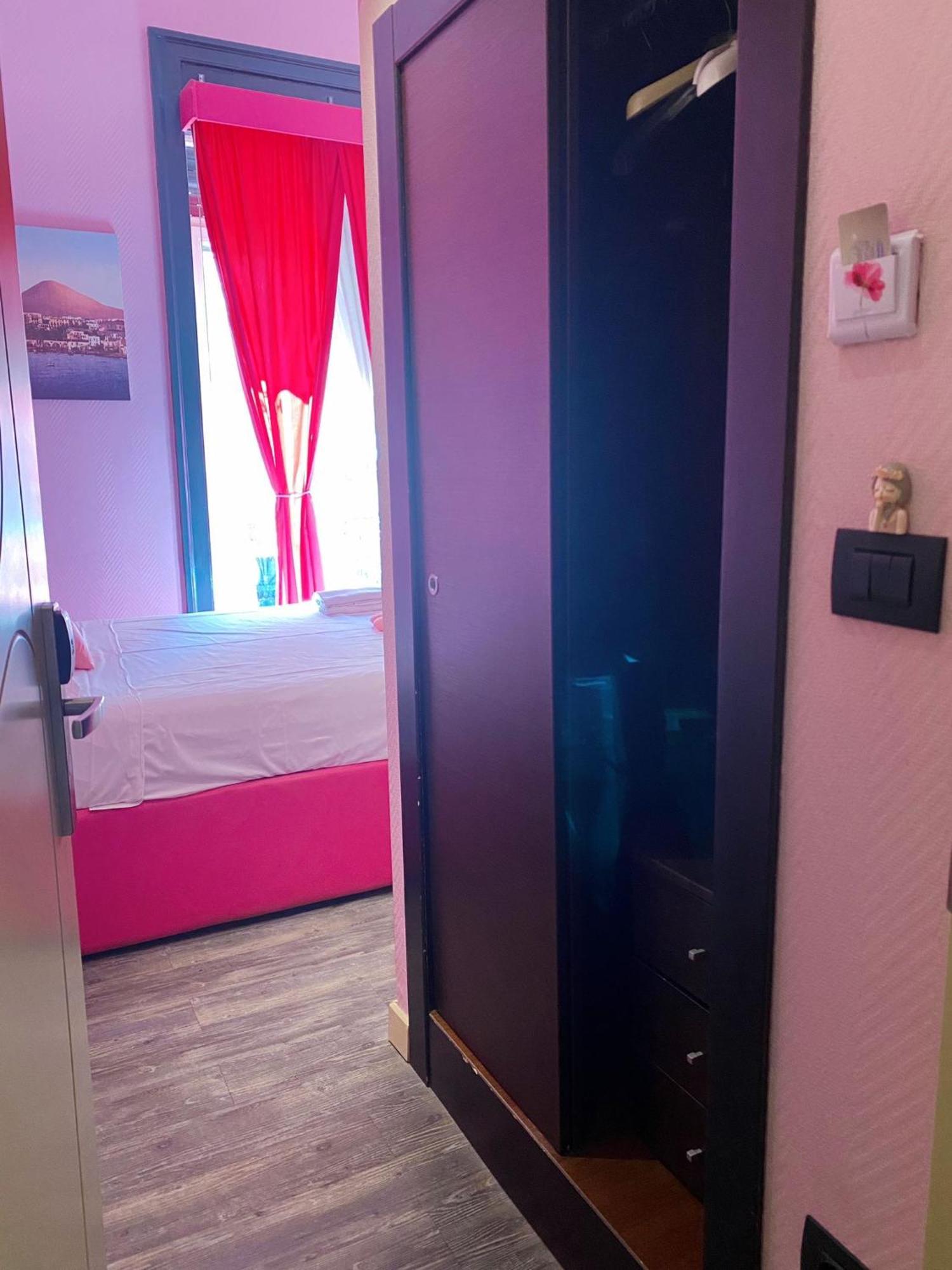 Dolce Vita Rooms Napoli Bagian luar foto