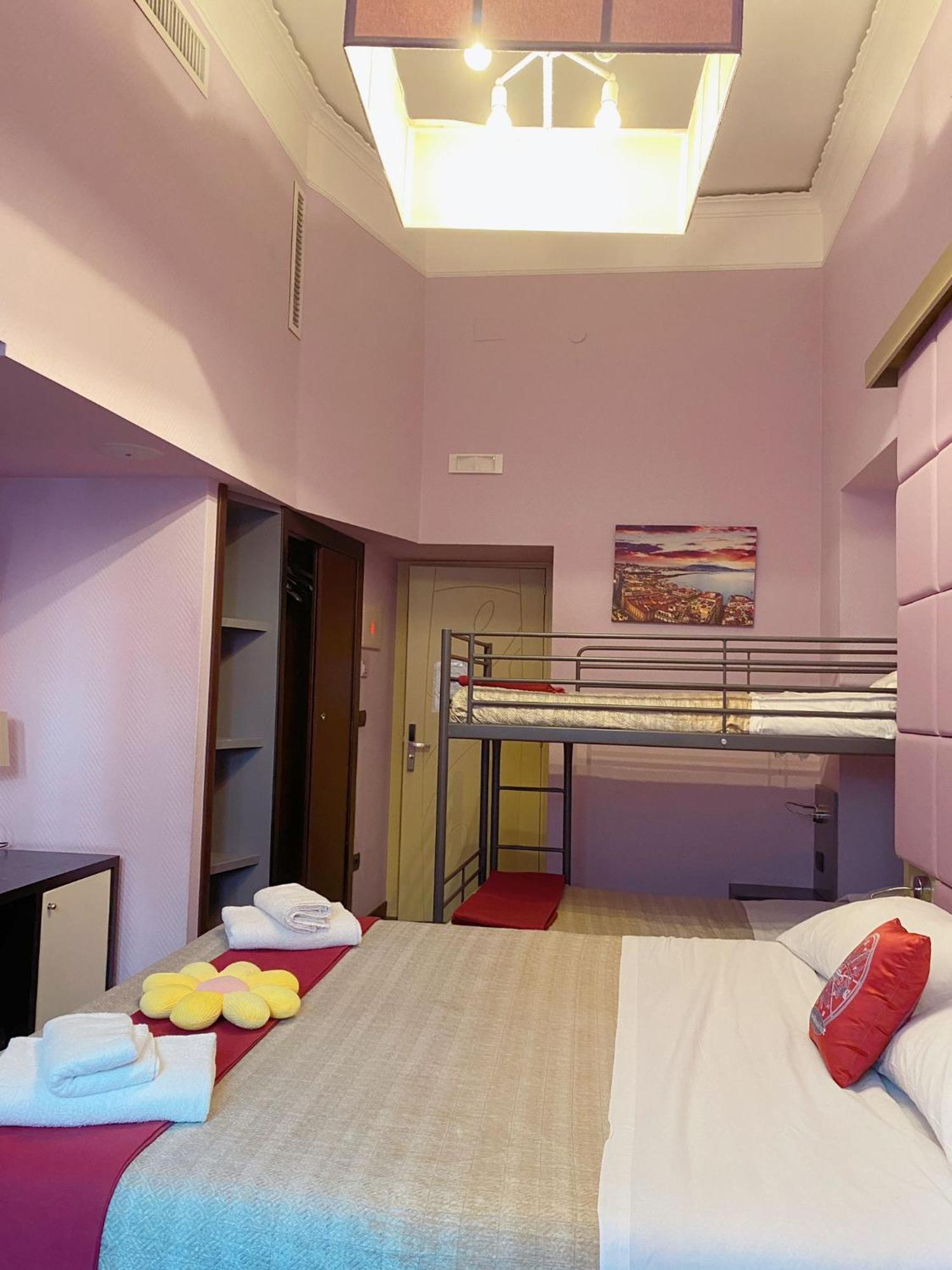 Dolce Vita Rooms Napoli Bagian luar foto